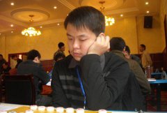 对手鼠标操作误丢一马 全国象棋网络赛武俊强夺冠